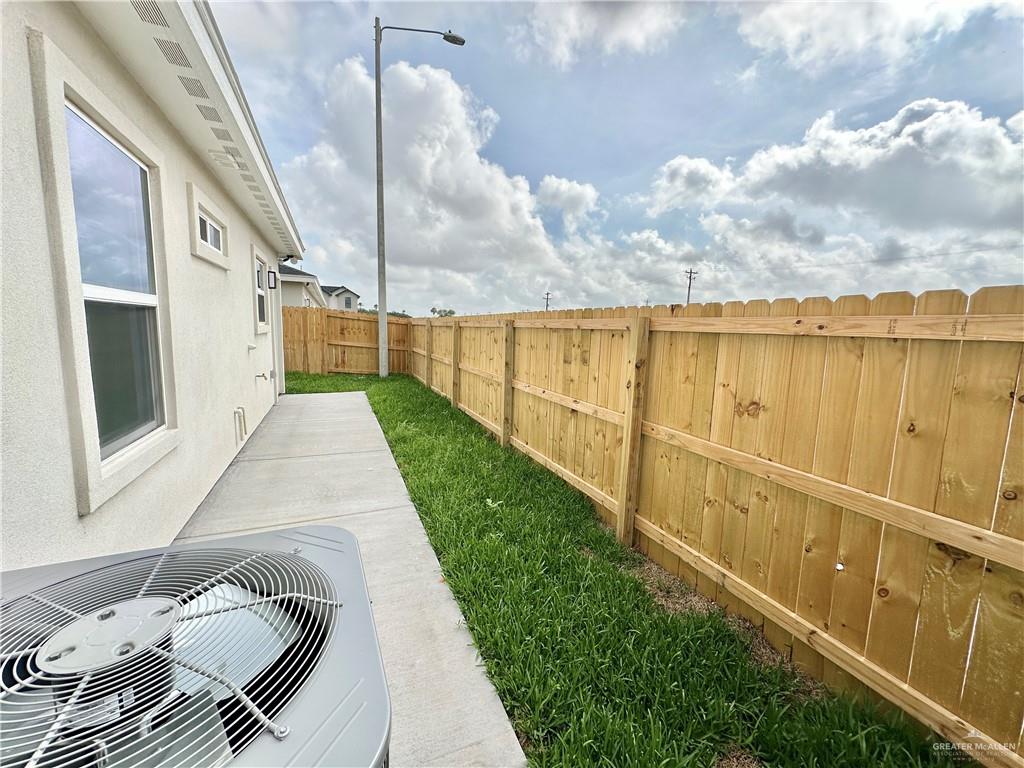Photo 14 of 2405 San Andrea Street #4