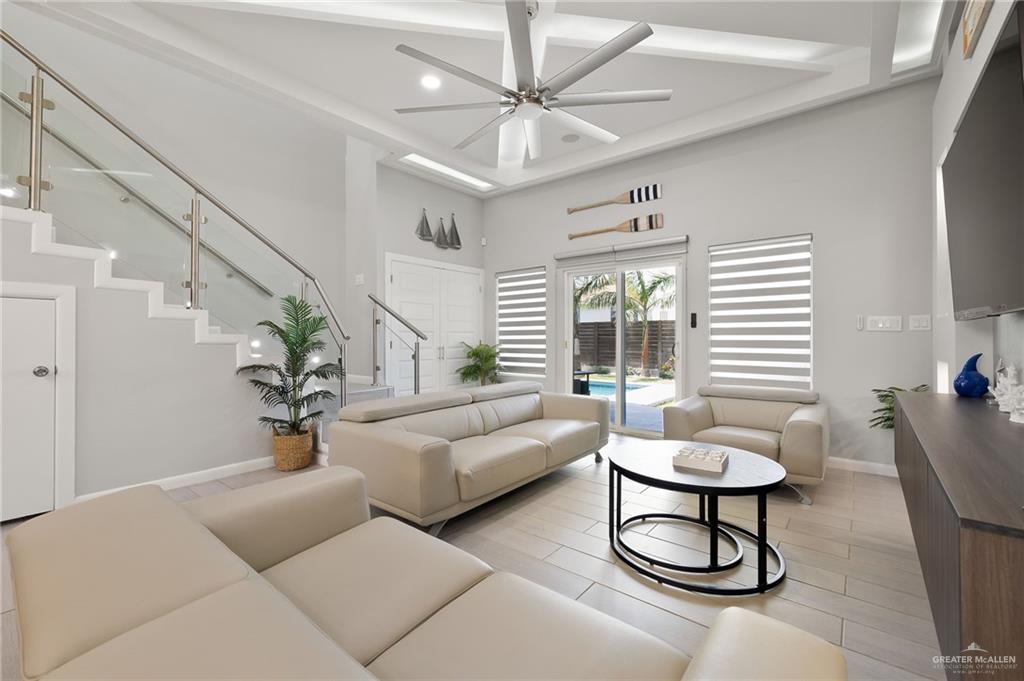 Photo 17 of 112 Dolphin Lane