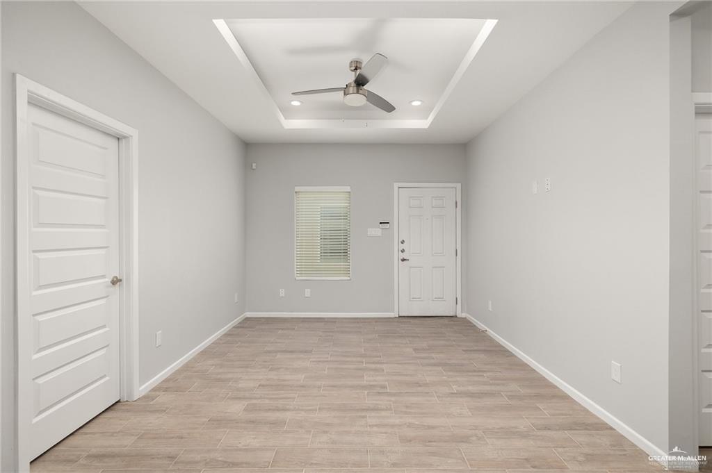 Photo 8 of 1601 Hyatt Avenue #14