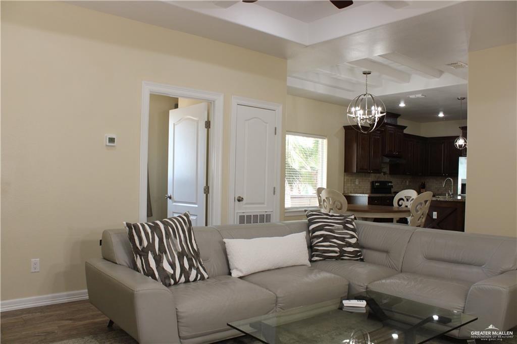 Photo 17 of 10001 Alcala Avenue