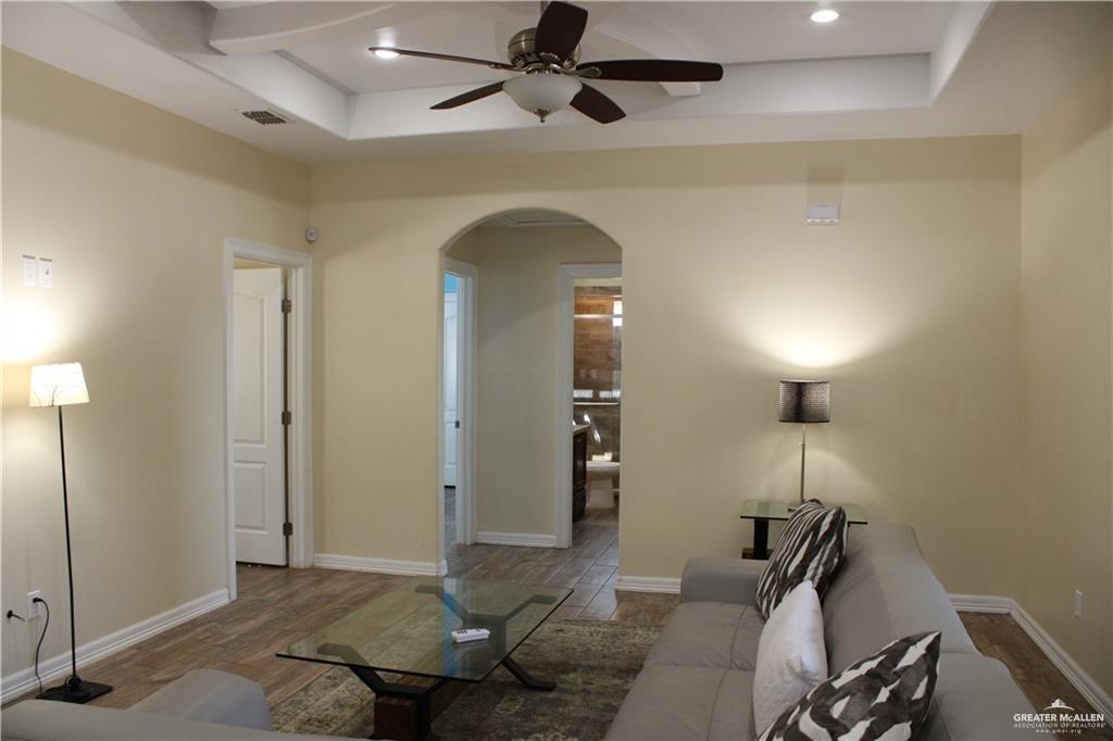 Photo 4 of 10001 Alcala Avenue