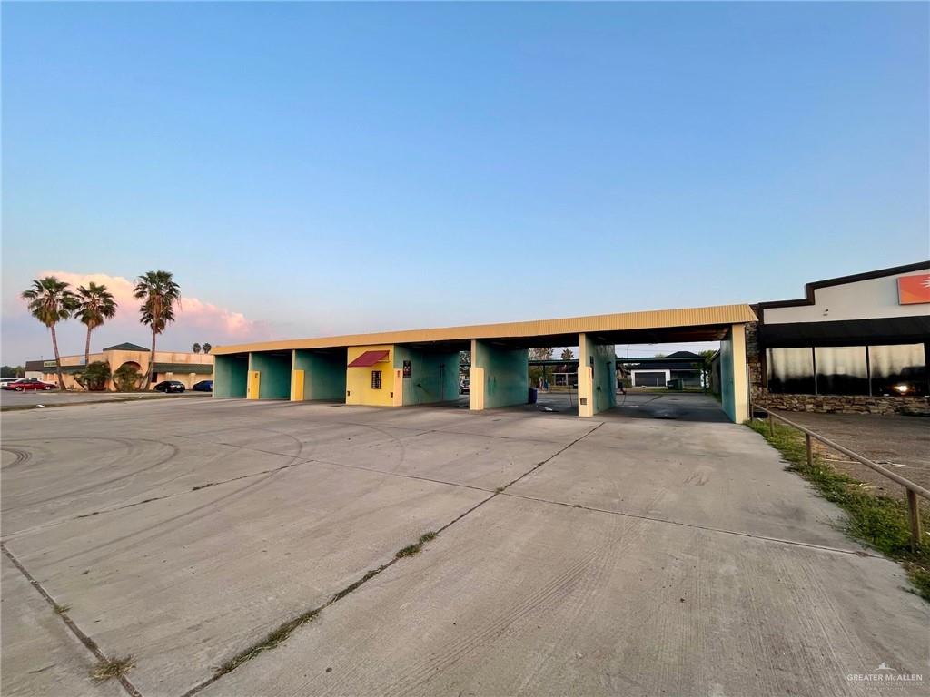 Photo 6 of 923 Business Hwy 83 Highway