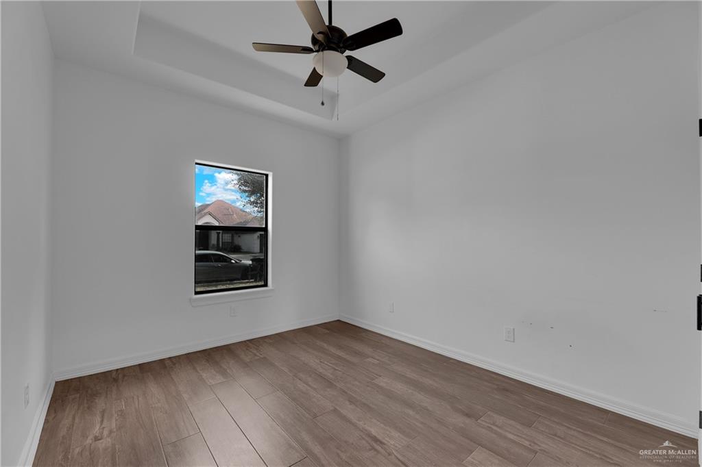 Photo 16 of 4000 Hackberry Avenue