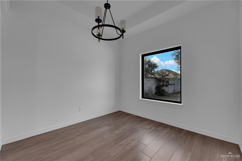 Photo 8 of 4000 Hackberry Avenue