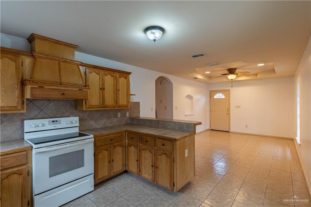 Photo 6 of 2100 Aruba Drive