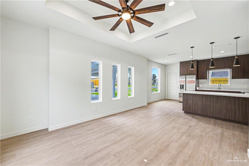 Photo 2 of 5800 Ozark Avenue #3