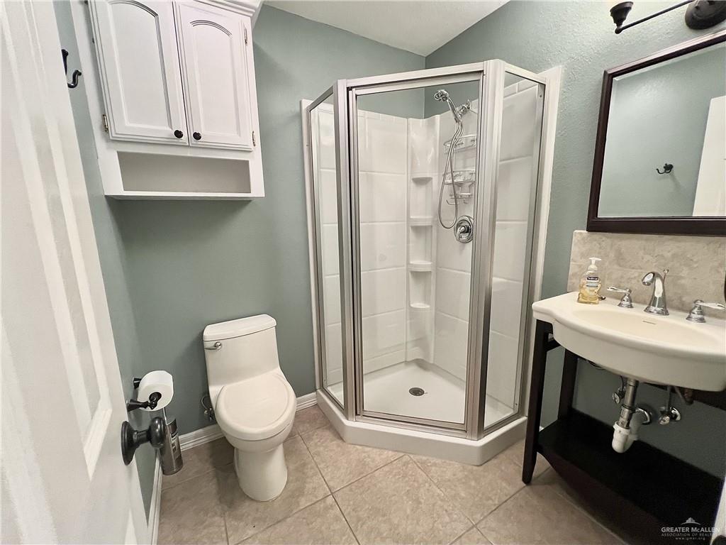 Photo 8 of 2101 Cortez West Avenue