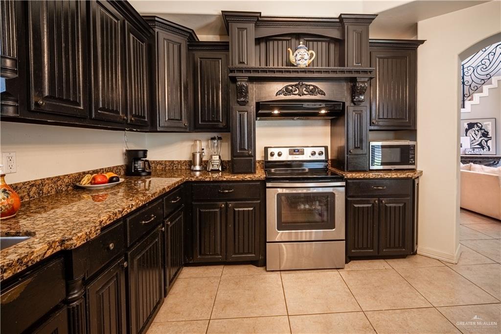Photo 5 of 2437 5th Street