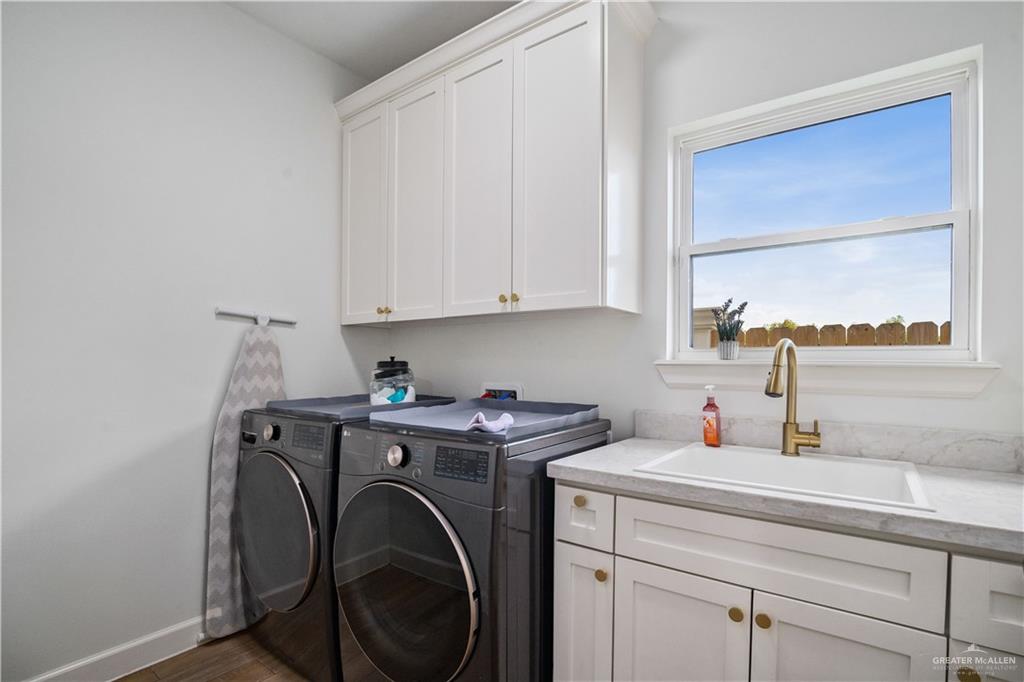 Photo 14 of 3300 Saint Honore Drive