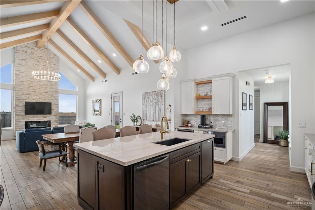 Photo 8 of 3300 Saint Honore Drive