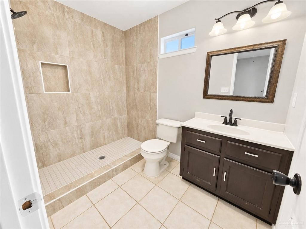 Photo 9 of 119 Trosper Boulevard