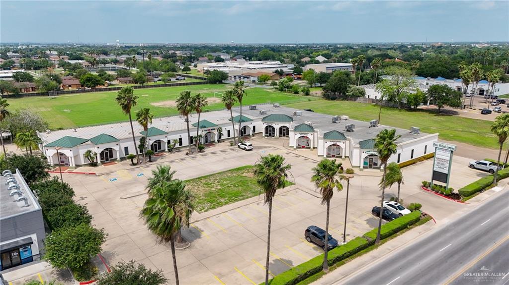 Photo 1 of 1002 Ste #7 Sam Houston Boulevard, Pharr