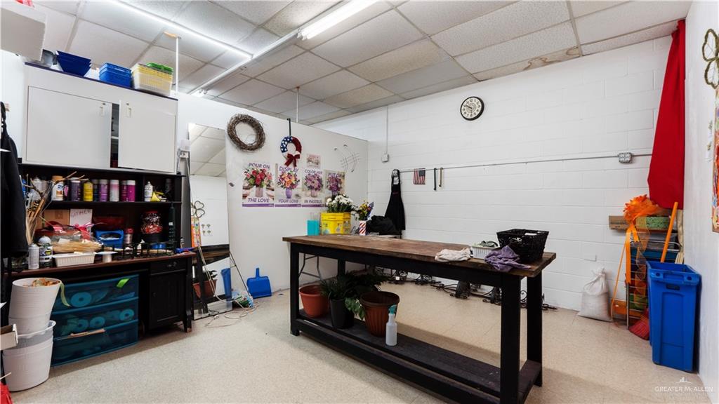 Photo 3 of 1120 Conway Avenue