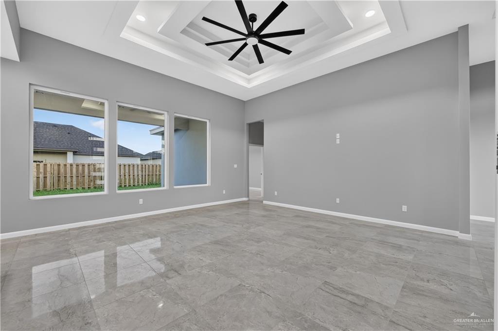 Photo 10 of 2909 Magnolia Drive