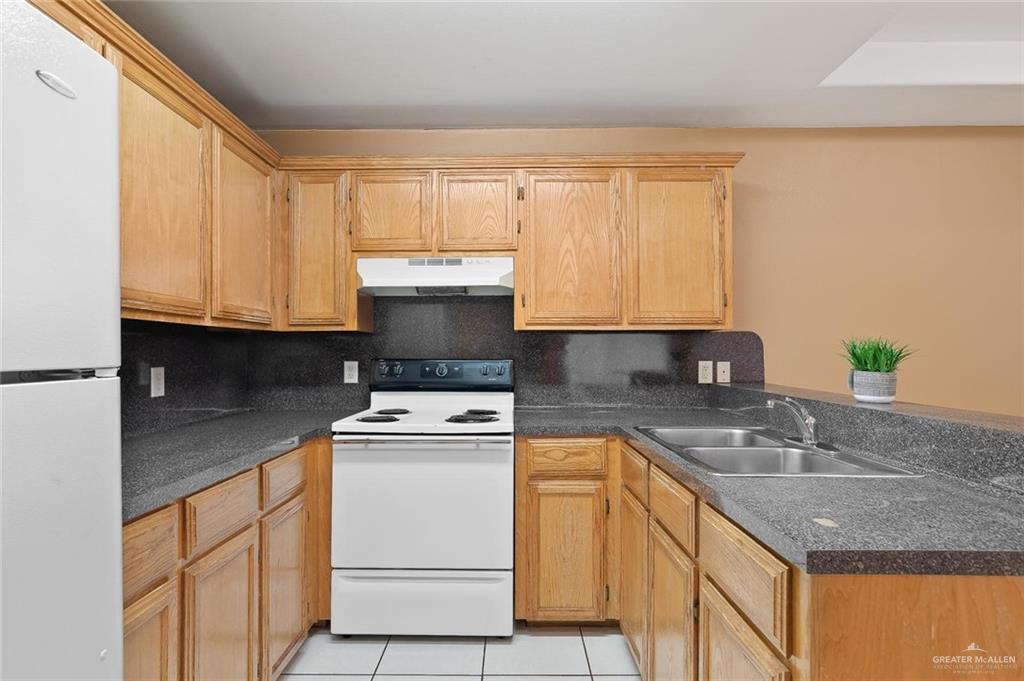 Photo 2 of 2604 Ringold Circle #3