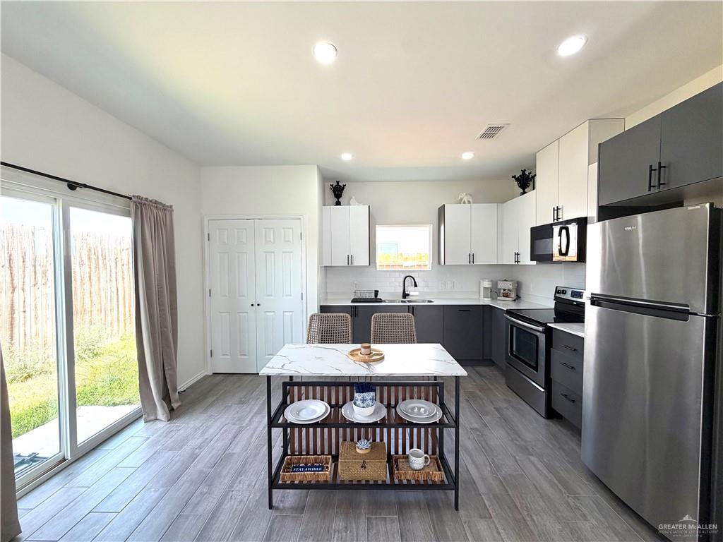 Photo 5 of 1521 Karen Drive #C