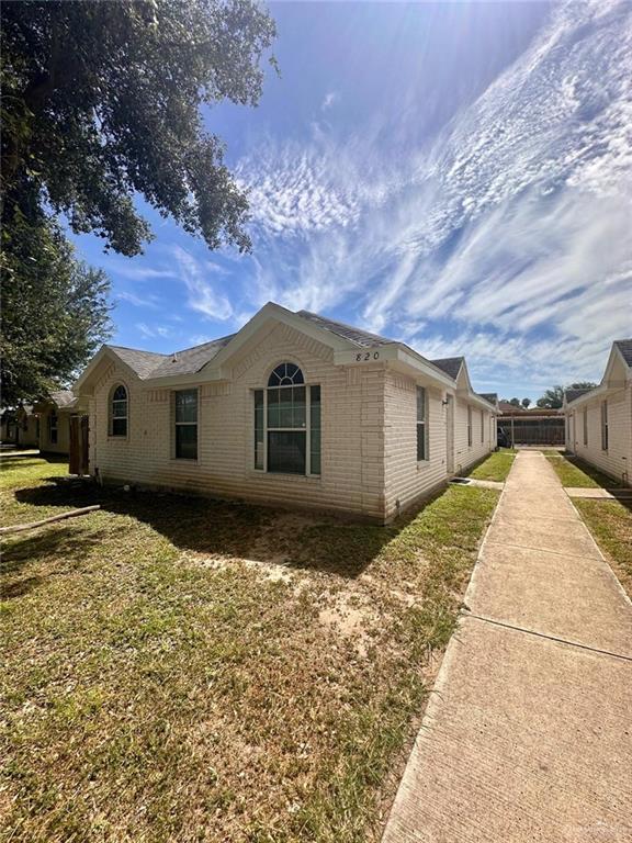 Photo 2 of 820 Cross Lane #3