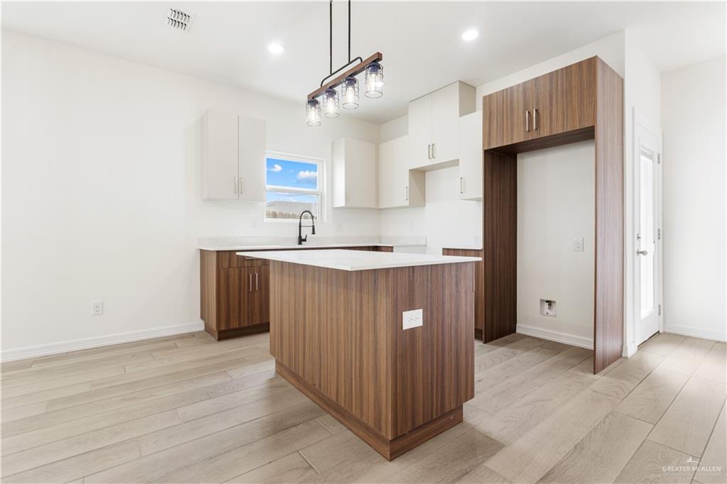 Photo 5 of 2312 Corales Street