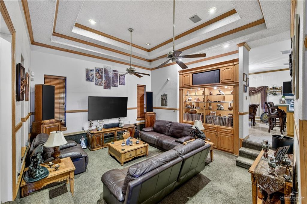 Photo 4 of 1213 Heron Court