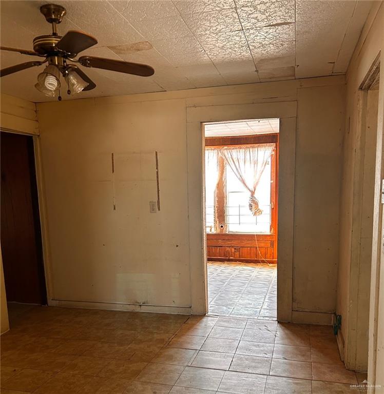 Photo 4 of 30034 Couch Street