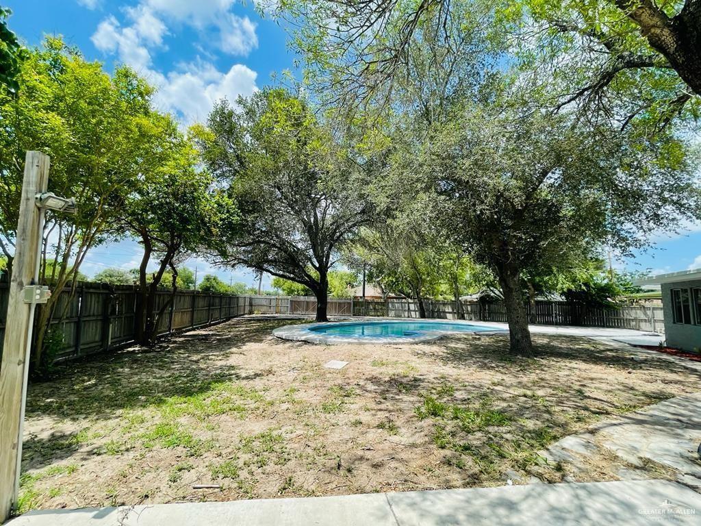Photo 19 of 201 Iris Avenue