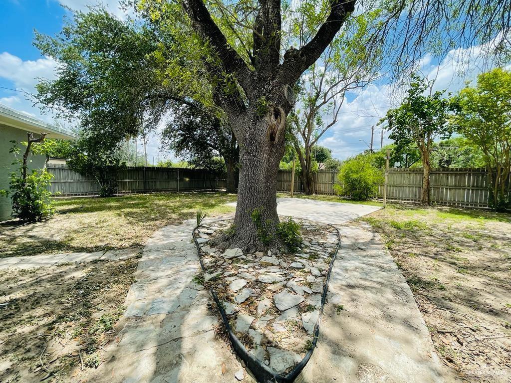 Photo 20 of 201 Iris Avenue