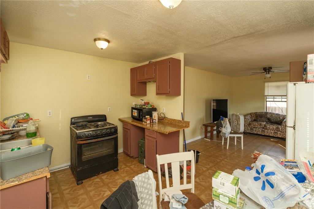 Photo 7 of 2033 Johnson Street