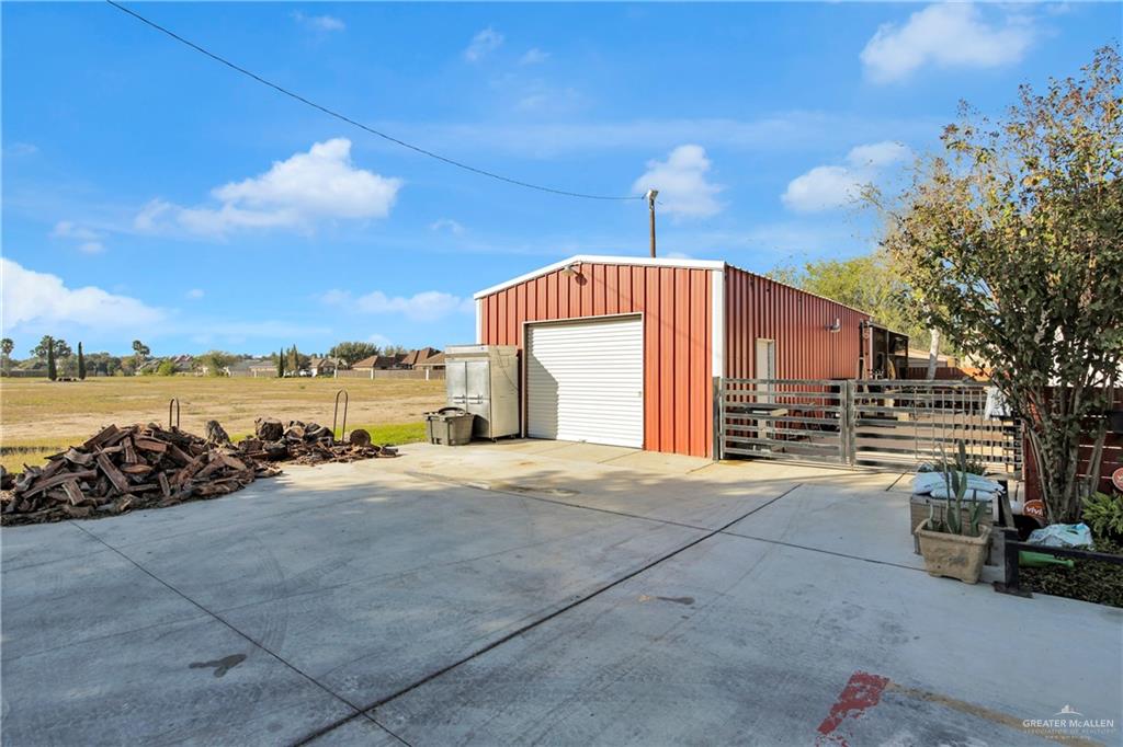Photo 14 of 2709 & 2711 Shary Road