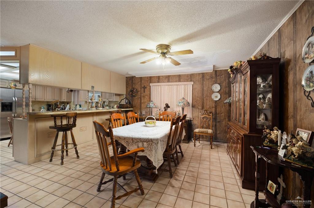 Photo 5 of 705 Garcia Street