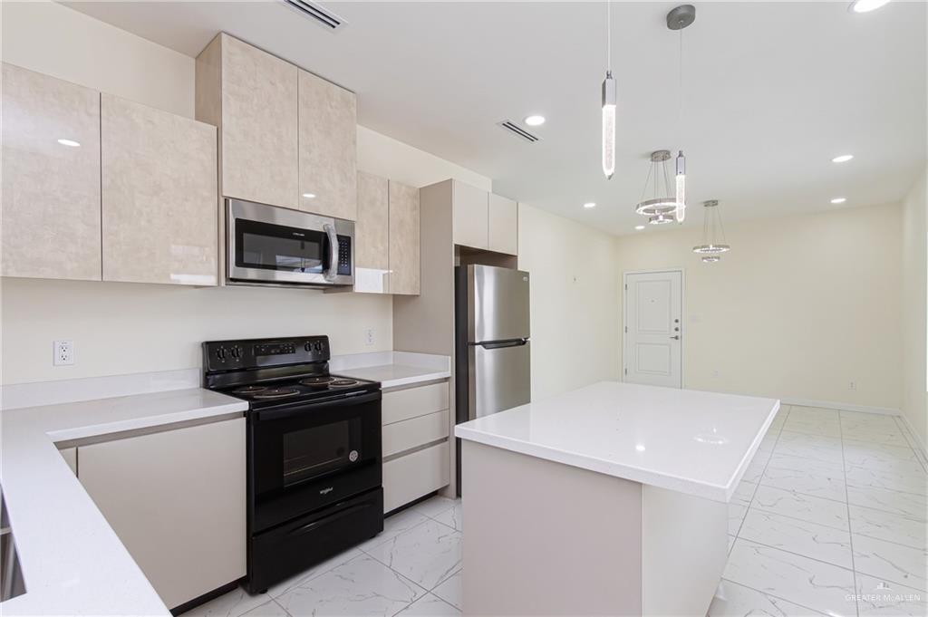 Photo 5 of 1300 Aryana Avenue