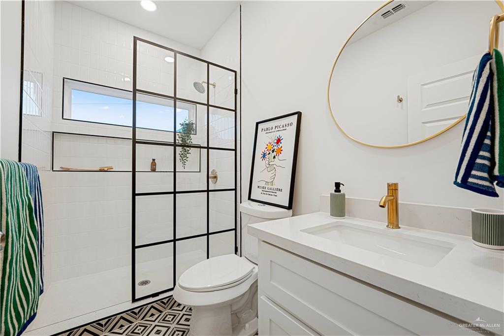 Photo 10 of 2641 Warbler Avenue