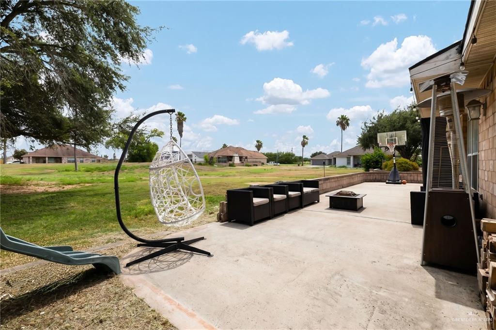 Photo 14 of 2107 Meadow Way Drive