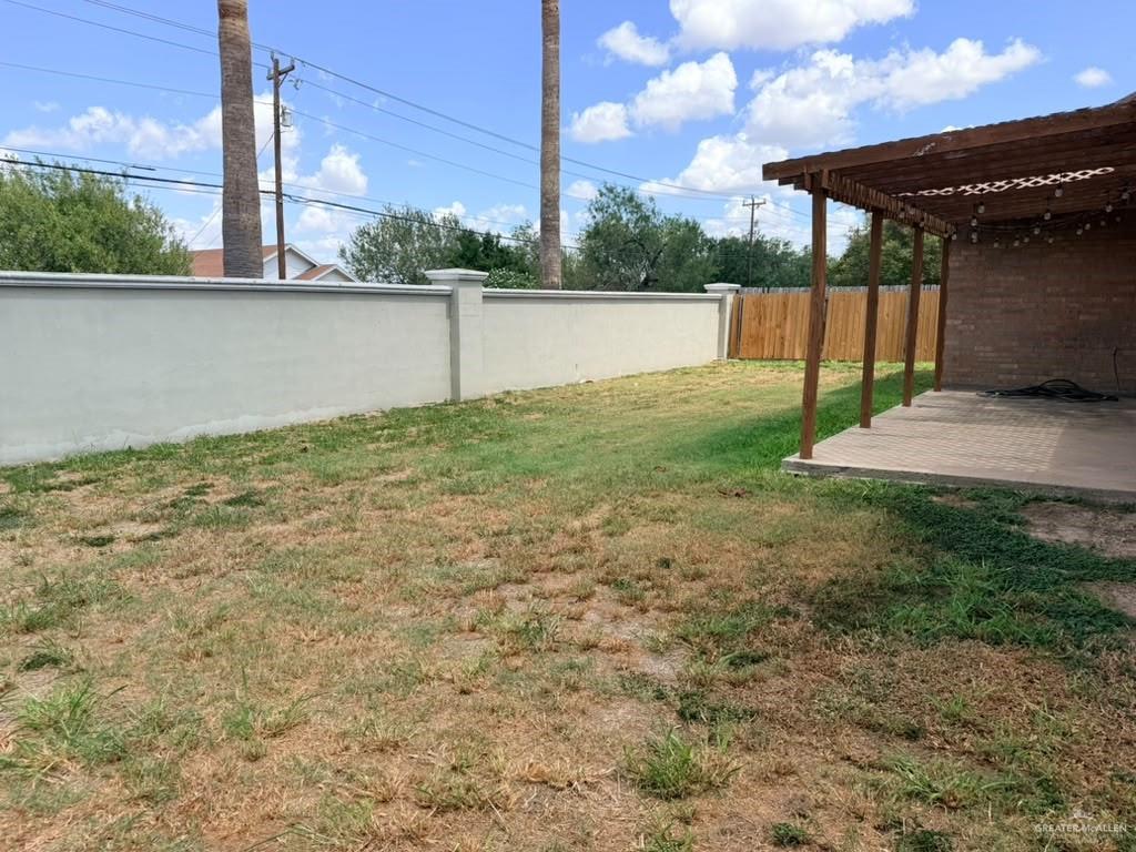Photo 19 of 2400 Denton Creek Avenue