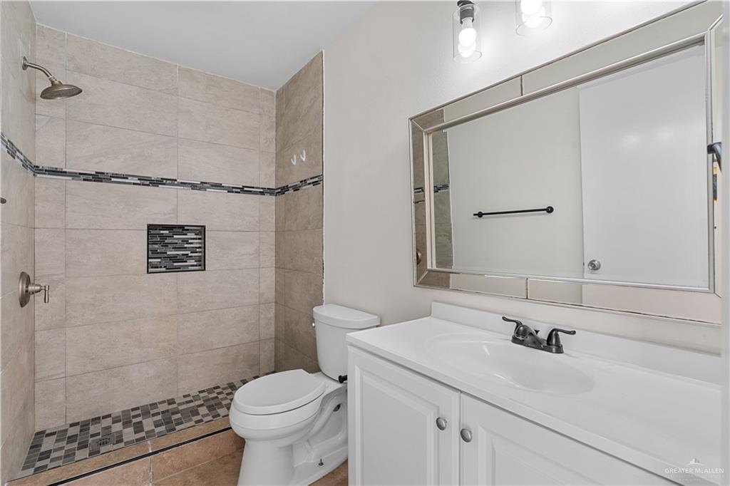 Photo 11 of 2402 Ed Carey Drive #15