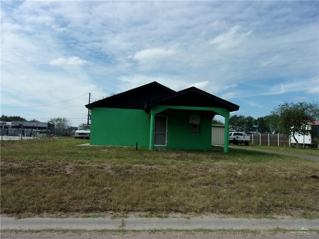 Photo 1 of 21225 Chance Lane, Edinburg