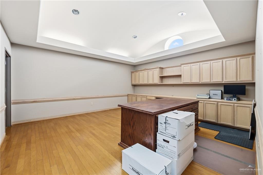 Photo 16 of 1200 Savannah Avenue #13