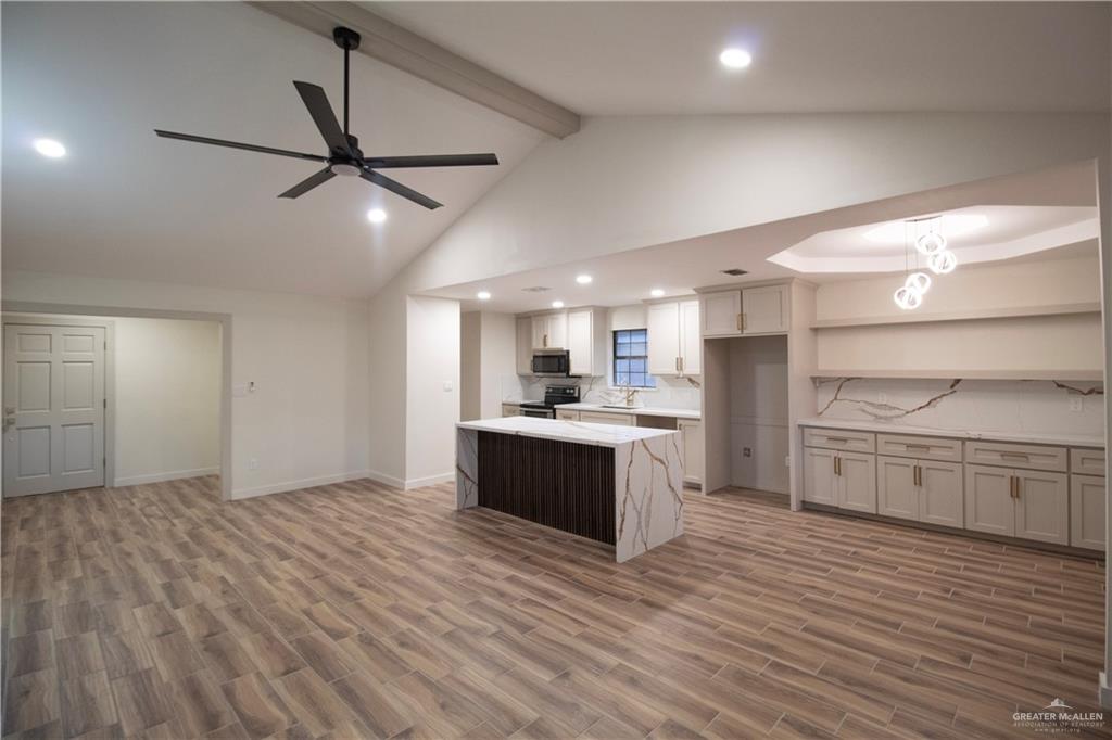 Photo 8 of 1615 Gloria Ann Drive