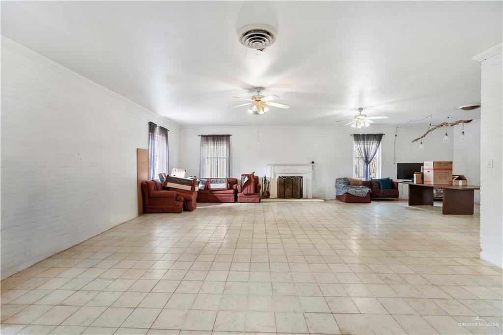 Photo 8 of 638 Rodriguez Avenue