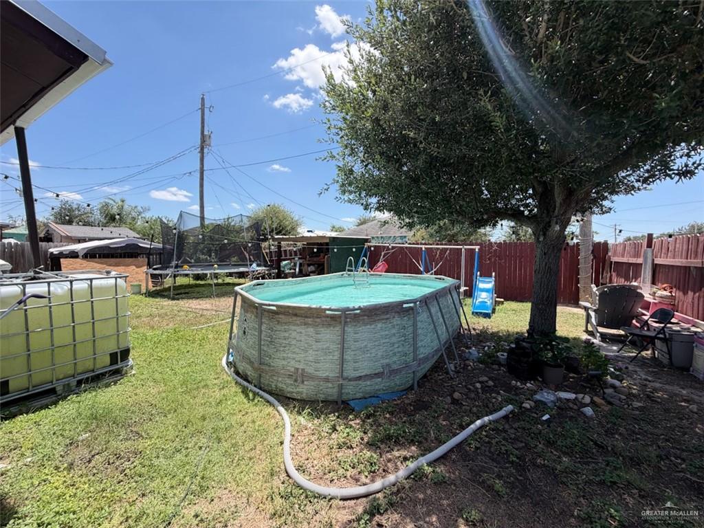 Photo 13 of 3204 Neptune Street