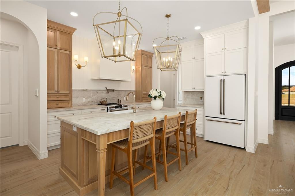 Photo 4 of 4017 Whetstone Avenue