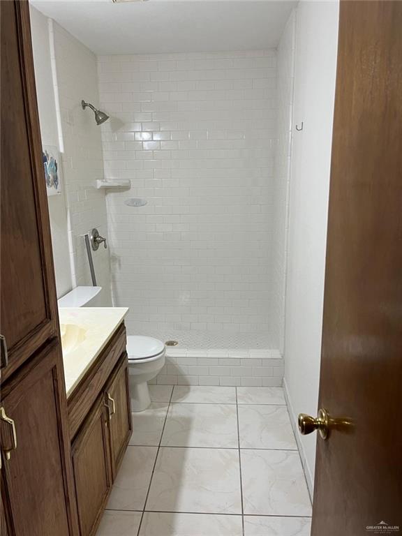 Photo 10 of 108 La Quinta Drive
