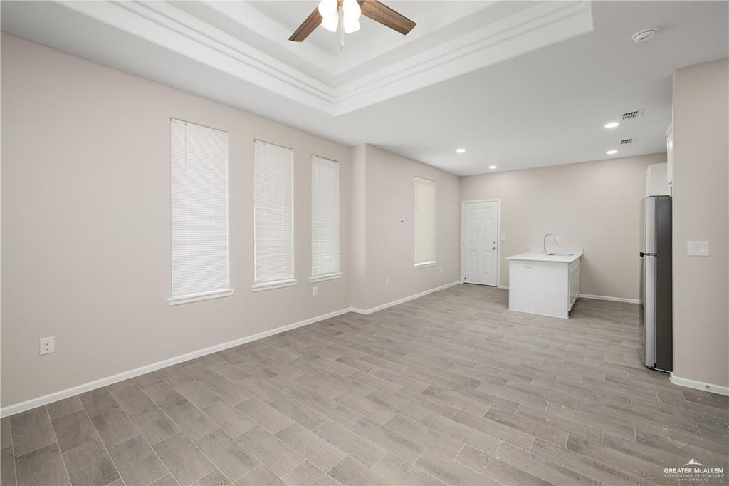 Photo 15 of 2708 Harrison Avenue #3