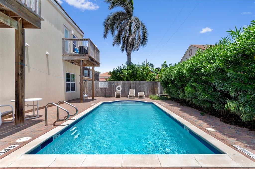 Photo 16 of 119 Bahama Street #3