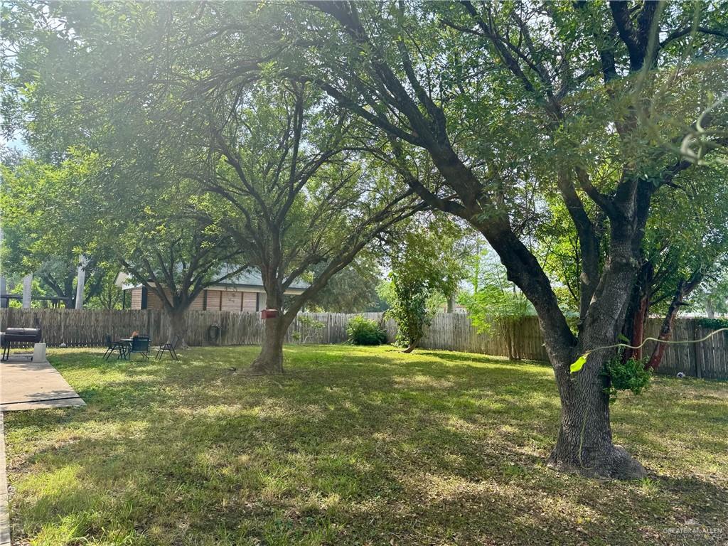 Photo 8 of 2511 Brentwood Drive