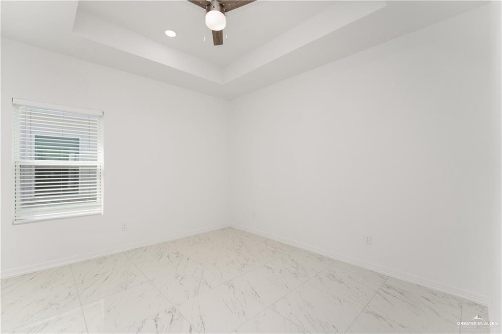 Photo 7 of 5800 Notre Dame Avenue #1