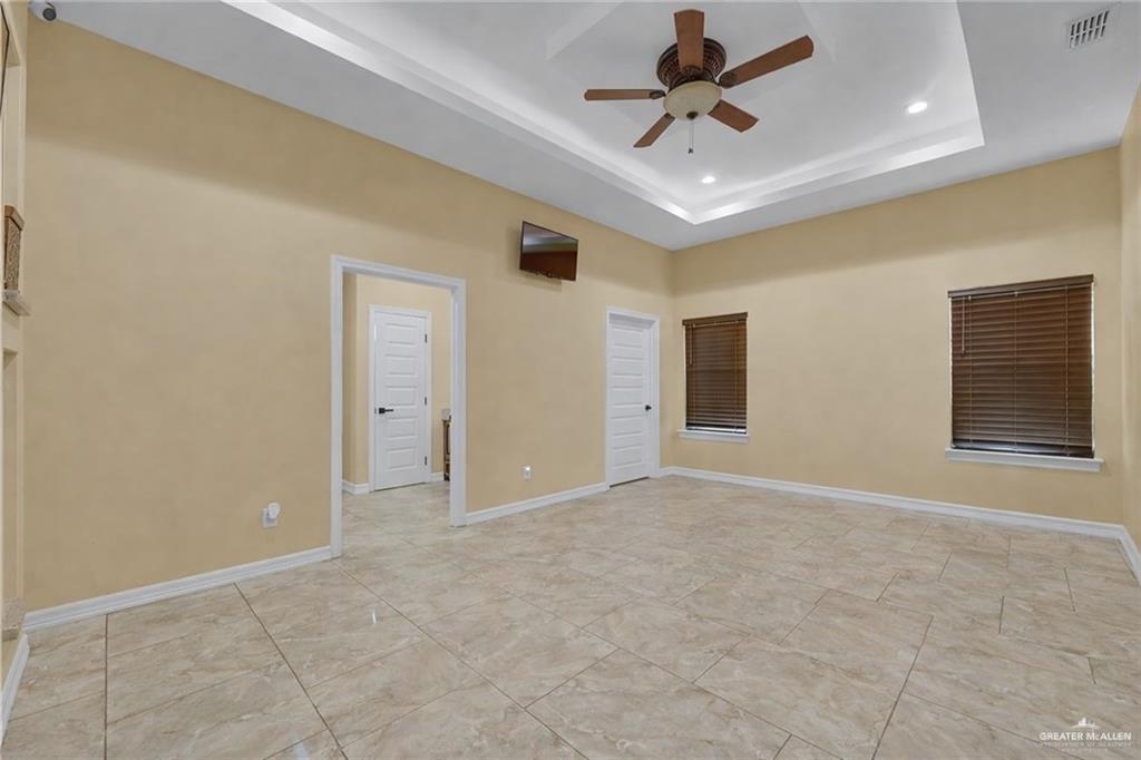 Photo 10 of 1116 Prado Drive