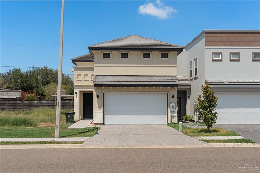 Townhome home at 1825 Sunset Drive, Mission, Texas