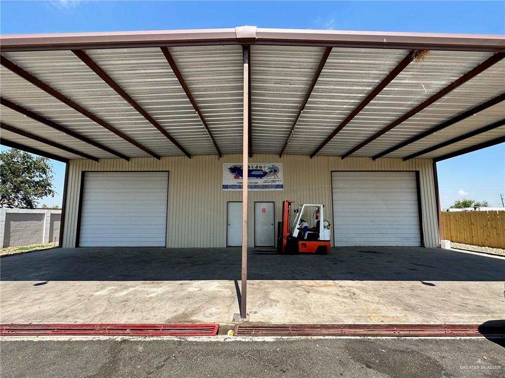 Photo 9 of 1717 La Homa Road