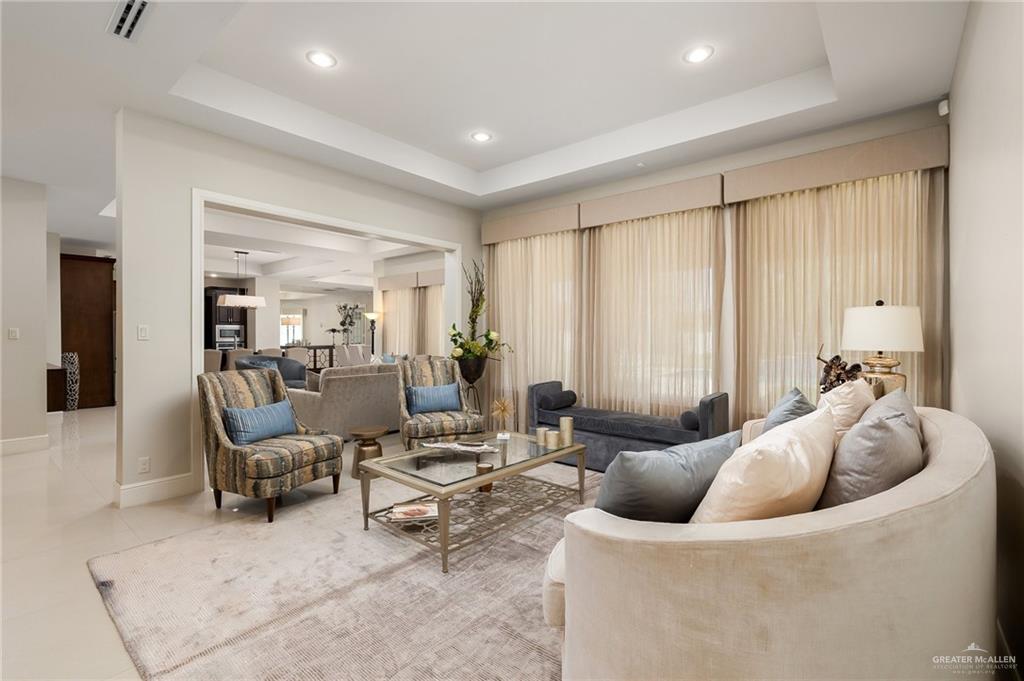 Photo 5 of 3003 Las Colinas Lane