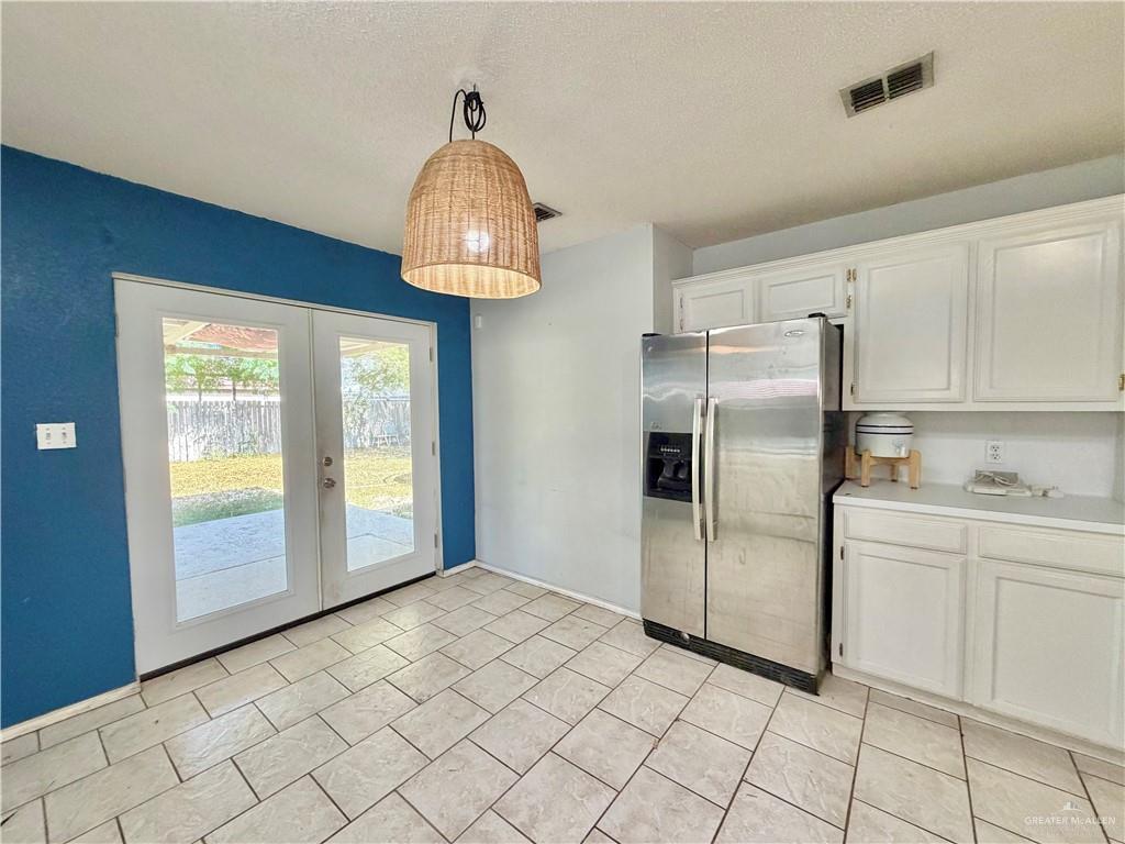 Photo 7 of 3504 Amaretto Drive